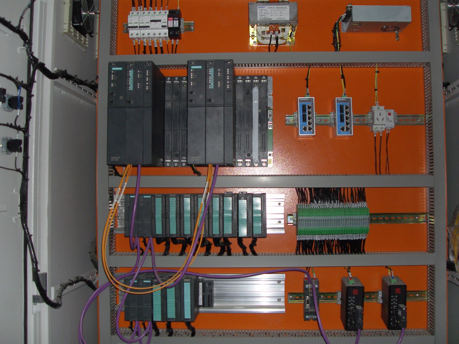 包鋼管帶機控制系統